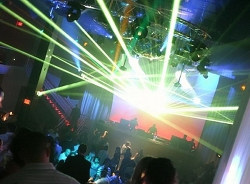 Deze mensen hebben een gezellige avond...